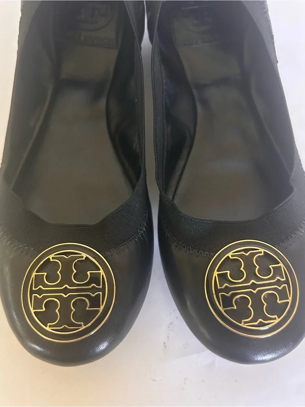 Tory Burch Caroline Black Ballet flats 6.5 New Soles Classic Preppy Gold‎ Logo